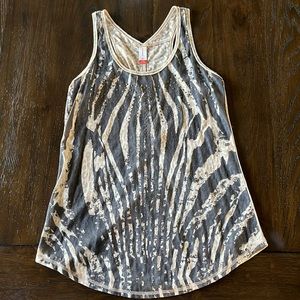 No boundaries - Women’s tank top or swim coverup